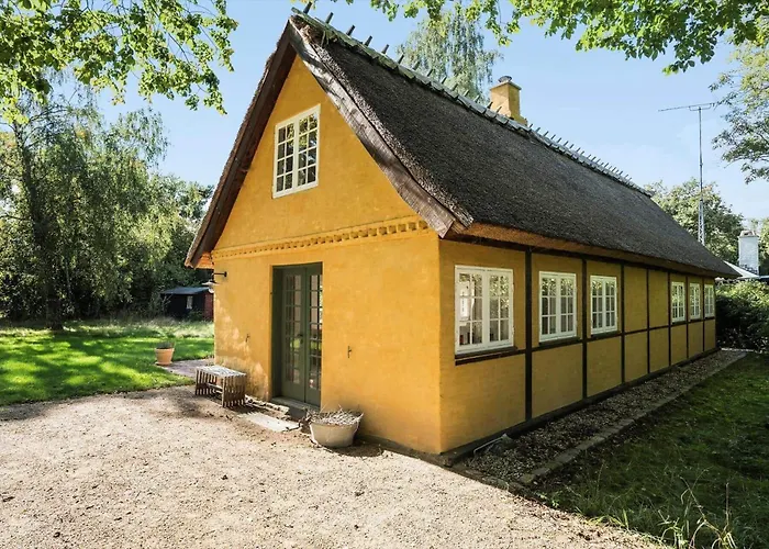 Semesterbostad 1490-n-frederiksvaerk-dr-brorsonsvej-13 Frederiksværk